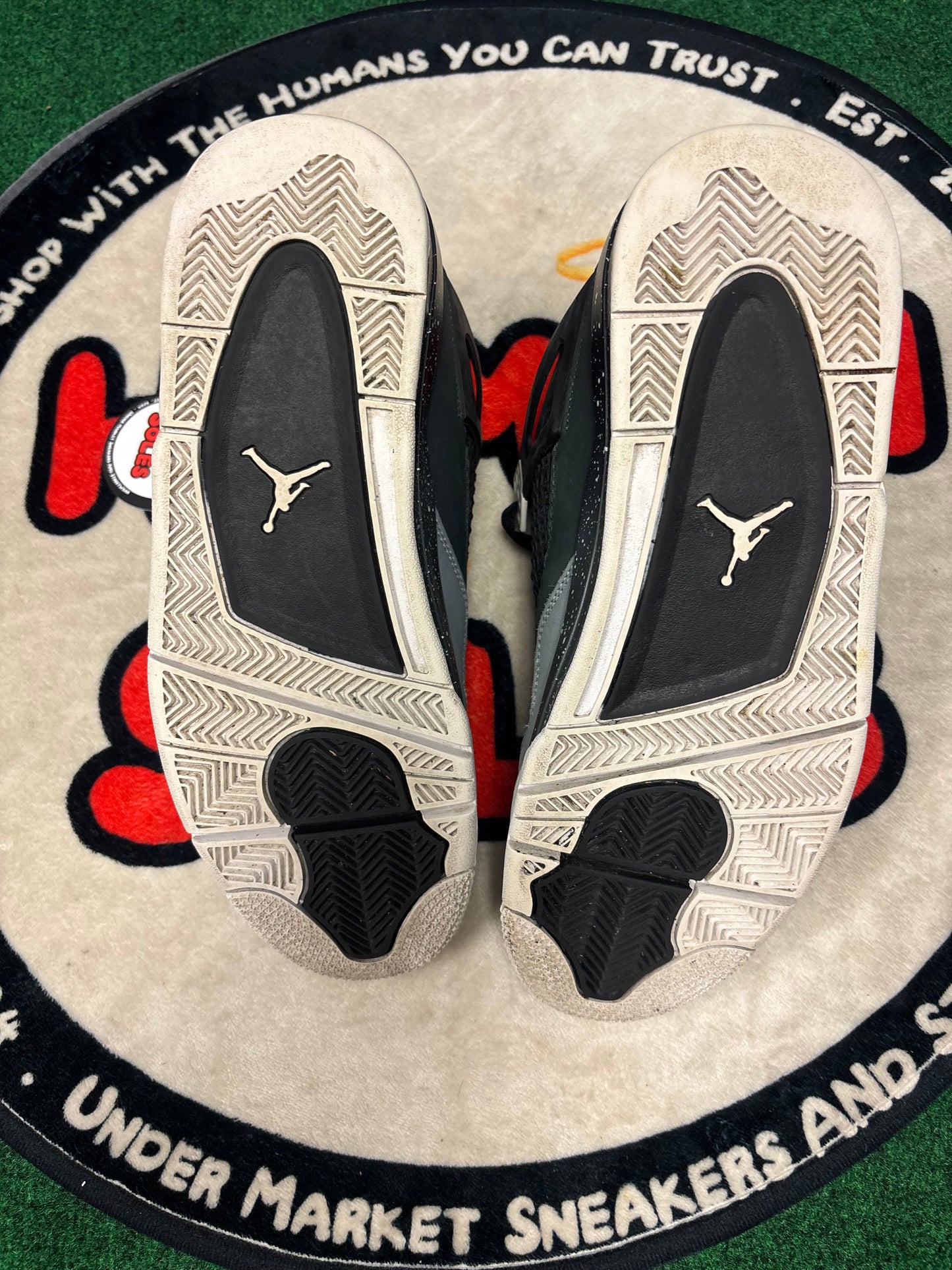 Jordan 4 ‘Fear’|Size 10.5M