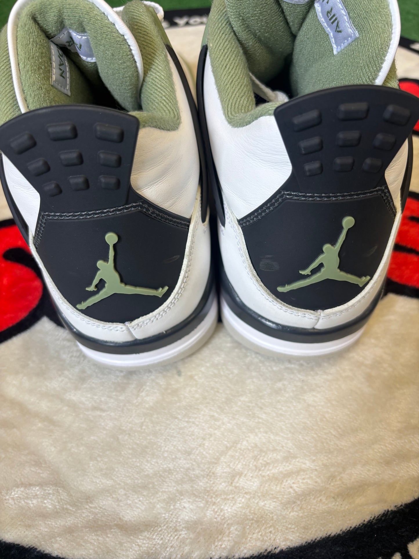 Jordan 4 ‘Sea Foam’|Size 10.5M