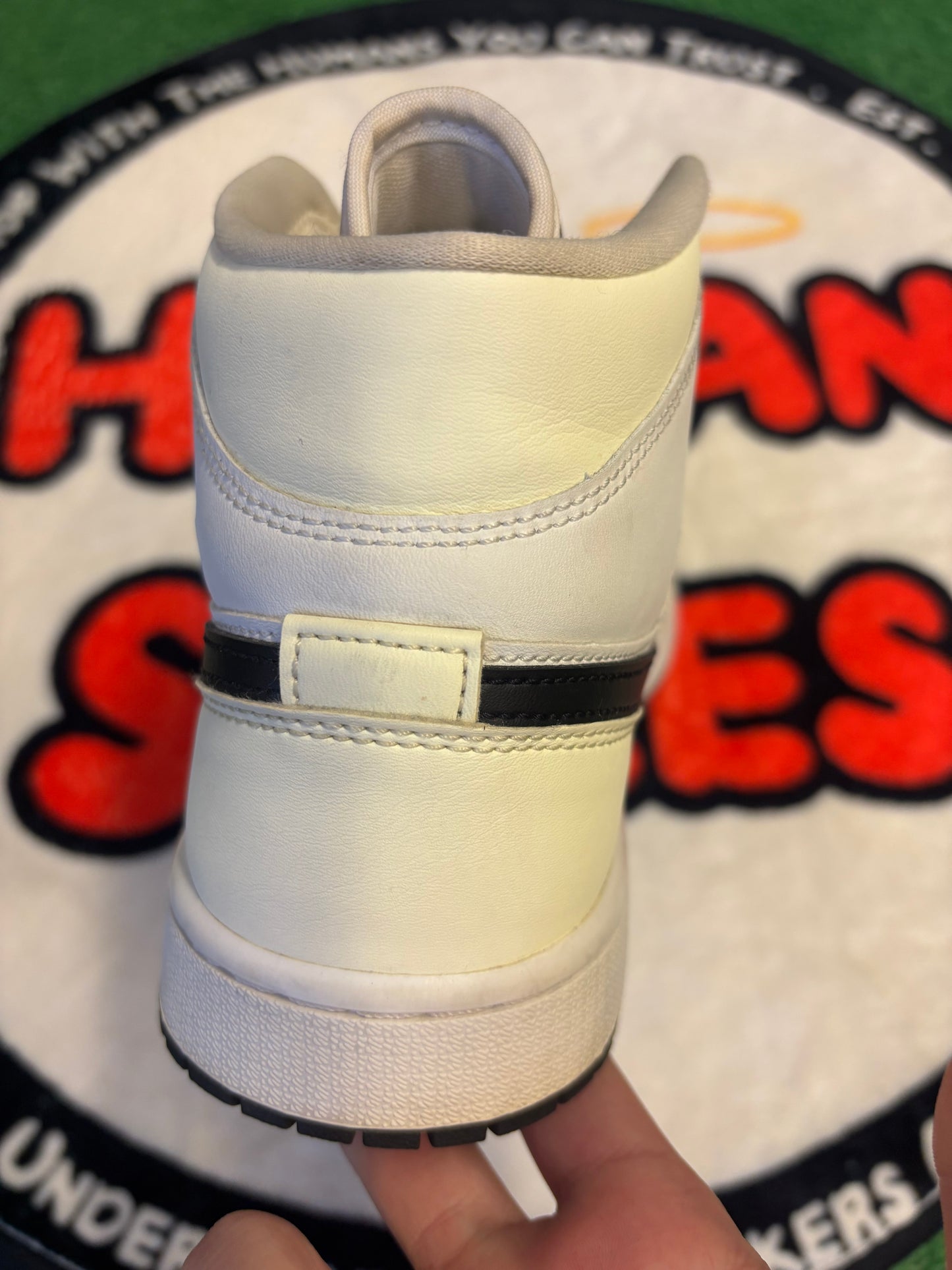 Jordan 1 Mid ‘Coconut Milk’|Size 9M/10.5W