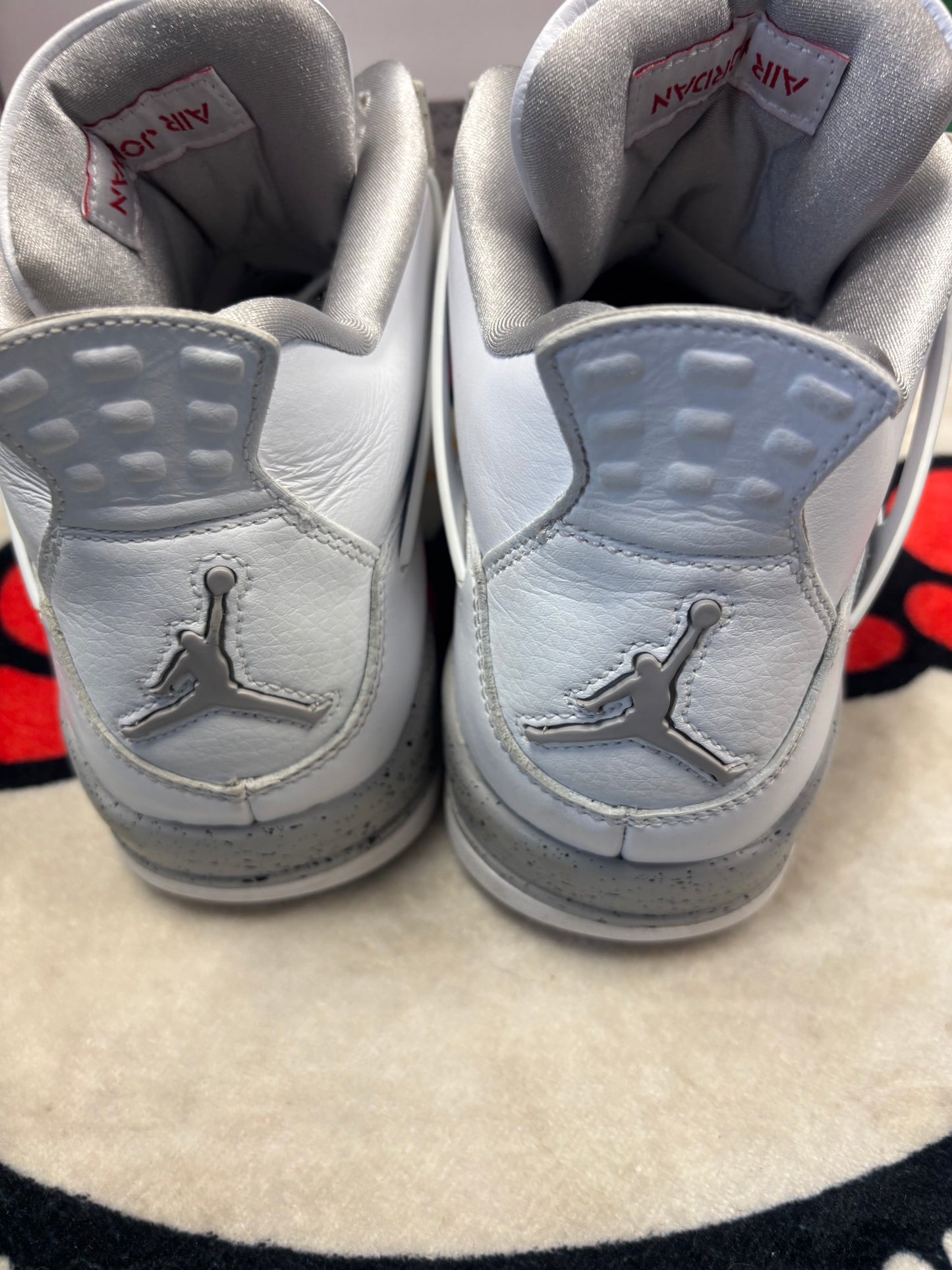 Jordan 4 ‘White Oreo’|Size 10.5M