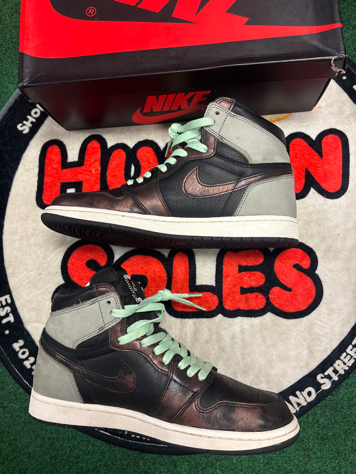 Jordan 1 High ‘Patina’|Size 10M