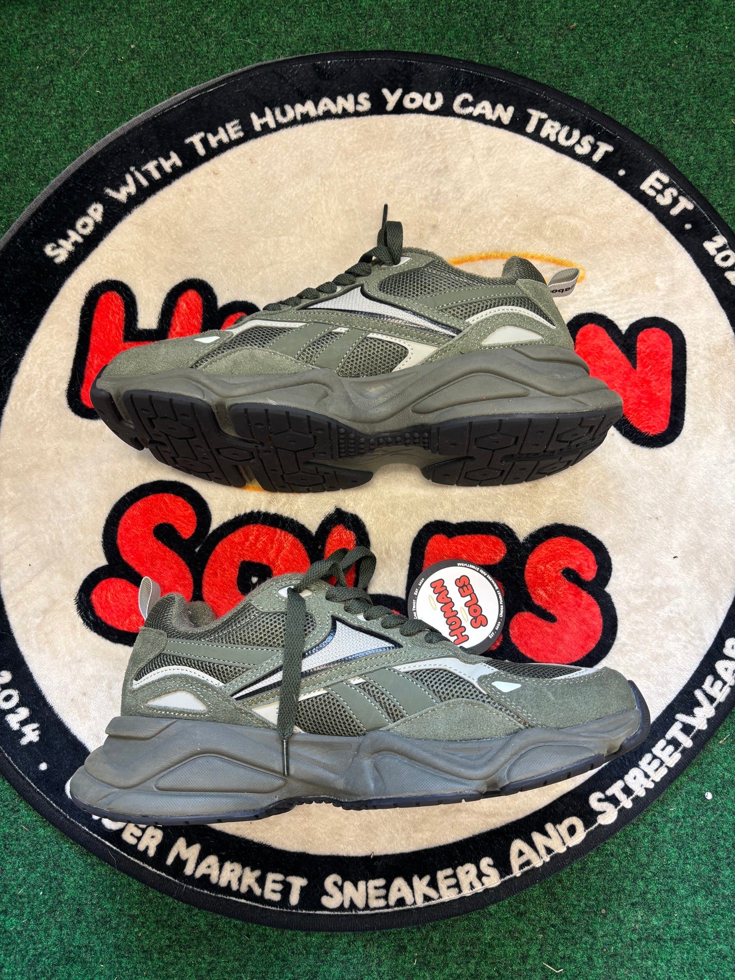 Reebok ‘Olive’|Size 10M