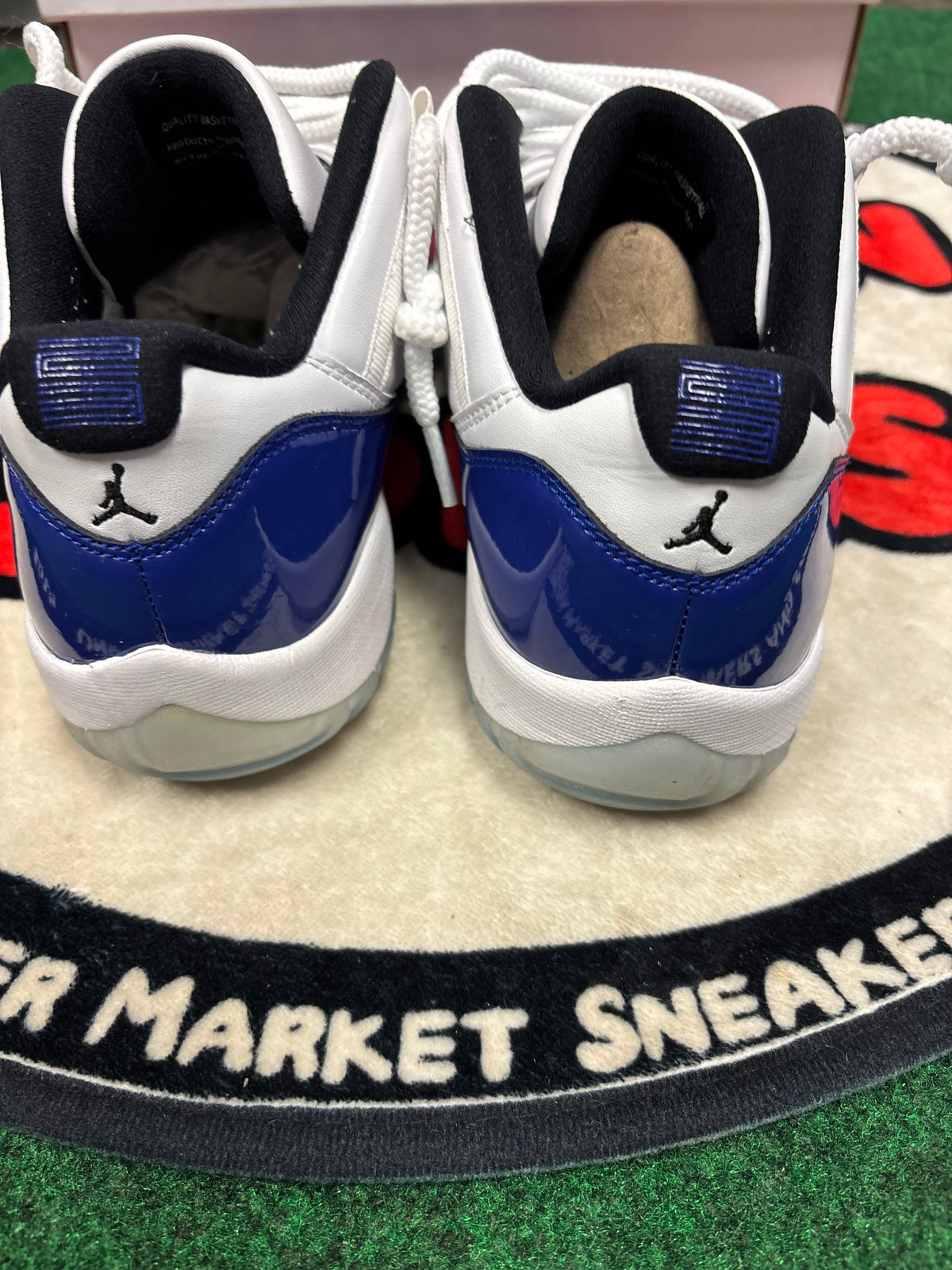 Jordan 11 Low ‘White Concord’|Size 10.5M