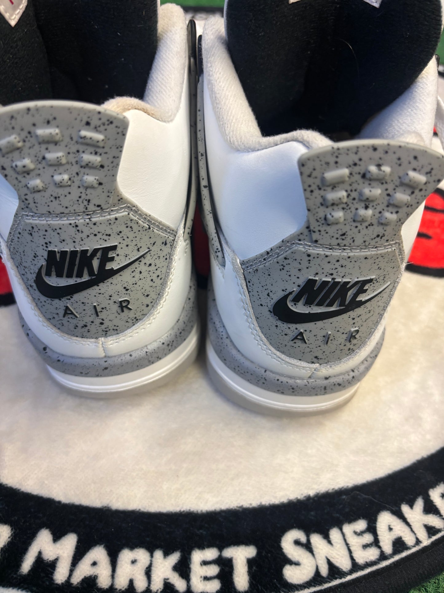 Jordan 4 ‘Cement’|Size 7M/8.5W