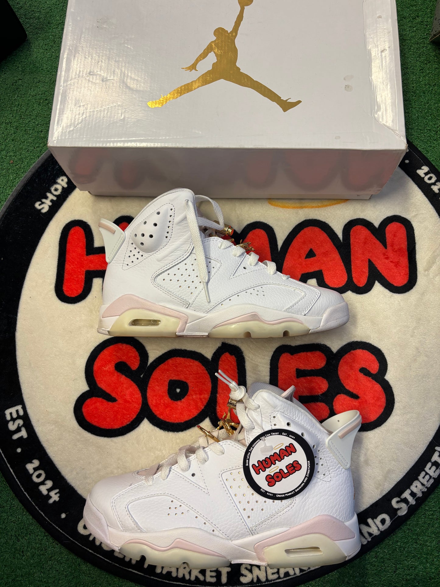 Jordan 6 ‘Gold Hoops’|Size 6M/7.5W
