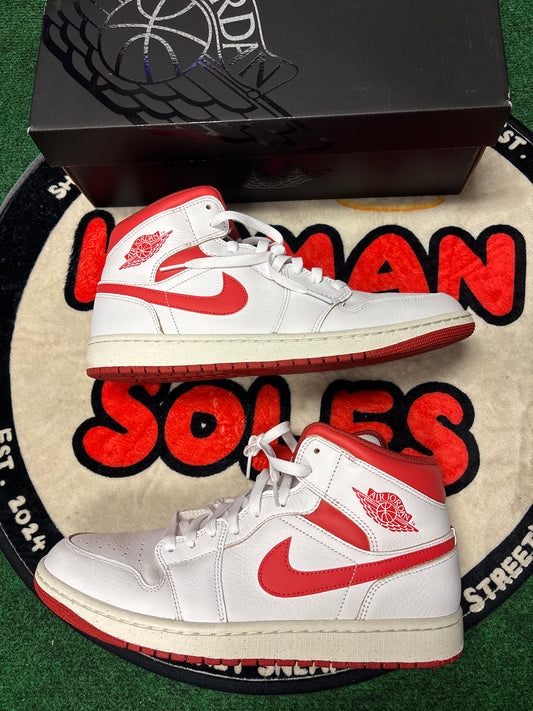 Jordan 1 Mid ‘White/Red’|Size 12M