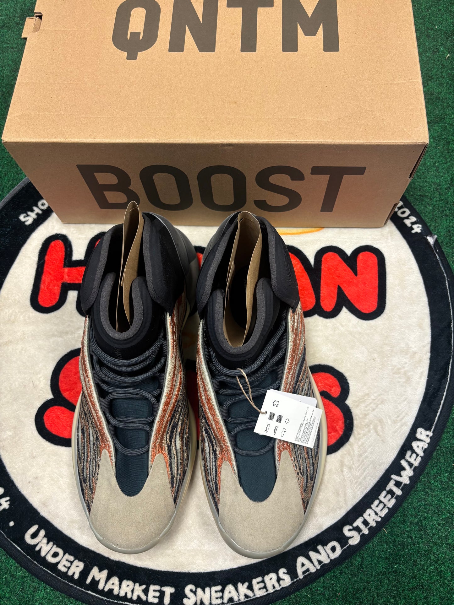 Yeezy Quantum ‘Flash Orange’|Size 15M