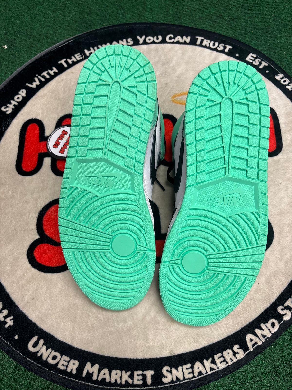 Jordan 1 High ‘Green Glow’|Size 12M