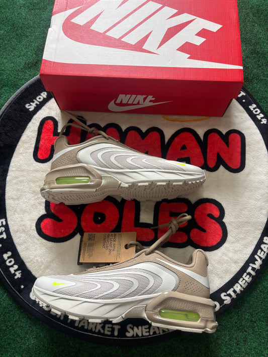Nike Air Max ‘Fire’|Size 8M/9.5W