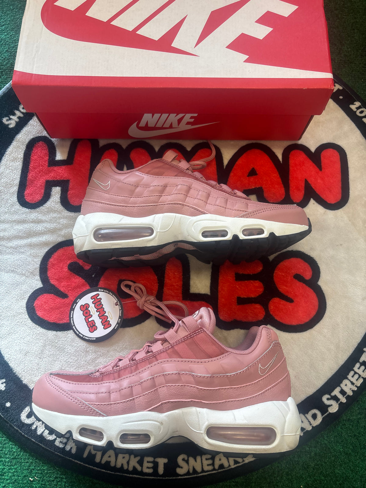 Nike Air Max 90 ‘Pink’|Size 5.5M/7W
